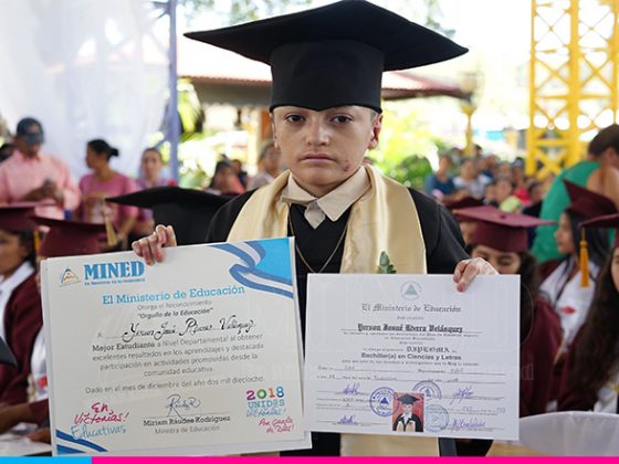 Yerson Rivera, Orgullo de la Educación a Distancia en el Campo