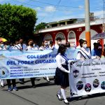 Primer desfile en saludo a las Fiestas de la Patria Libre