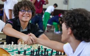 Estudiantes de Managua demuestran sus destrezas en la Clasificación Departamental de Ajedrez