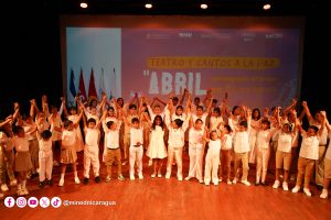 Estudiantes celebran la Paz con derroche de Arte y Cultura