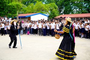 Comunidad Educativa del Colegio San Sebastián celebran Día del Maestro