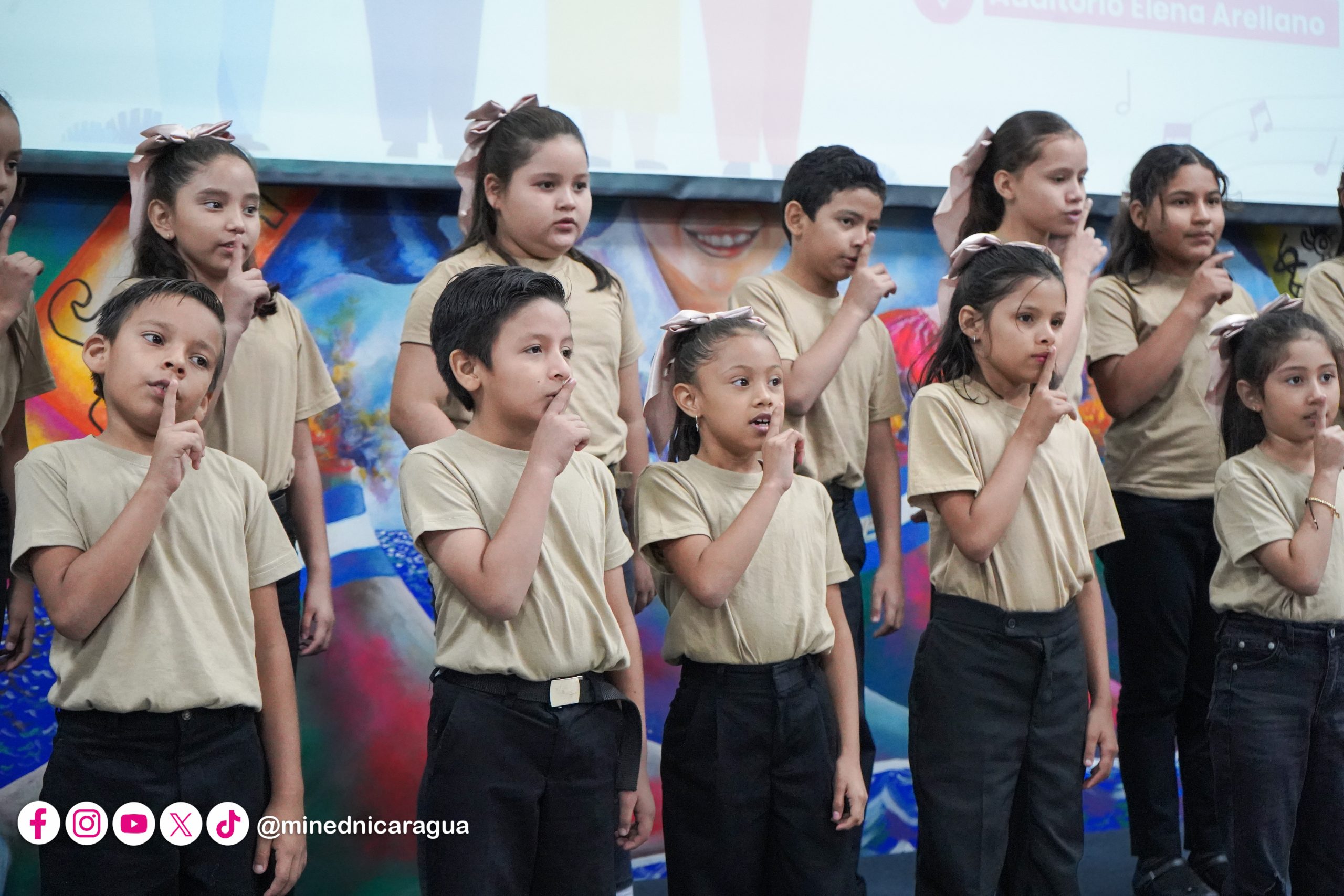 Primer Encuentro de Coros Rubén Darío “Voces infantiles en sendas de victorias”
