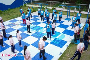 Torneo de Ajedrez humano con maestros y estudiantes de Managua