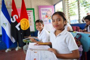 Estudiantes refuerzan conocimientos con Teleclases