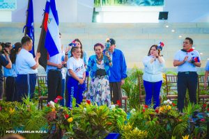Copresidentes de Nicaragua reciben Antorcha de la Unión Centroamericana