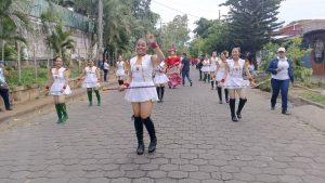 Comunidad Educativa de DIV participación en Quinto Desfile Escolar ¡Todos San Jacinto!