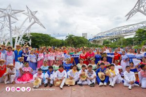 Managua se viste de gala para el Gran Baile del Huipil