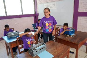 MINED comparte contenidos de teleclases de este fin de semana