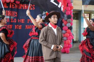 Comunidad educativa de Ciudad Sandino rinde homenaje al General de Hombres y Mujeres Libres