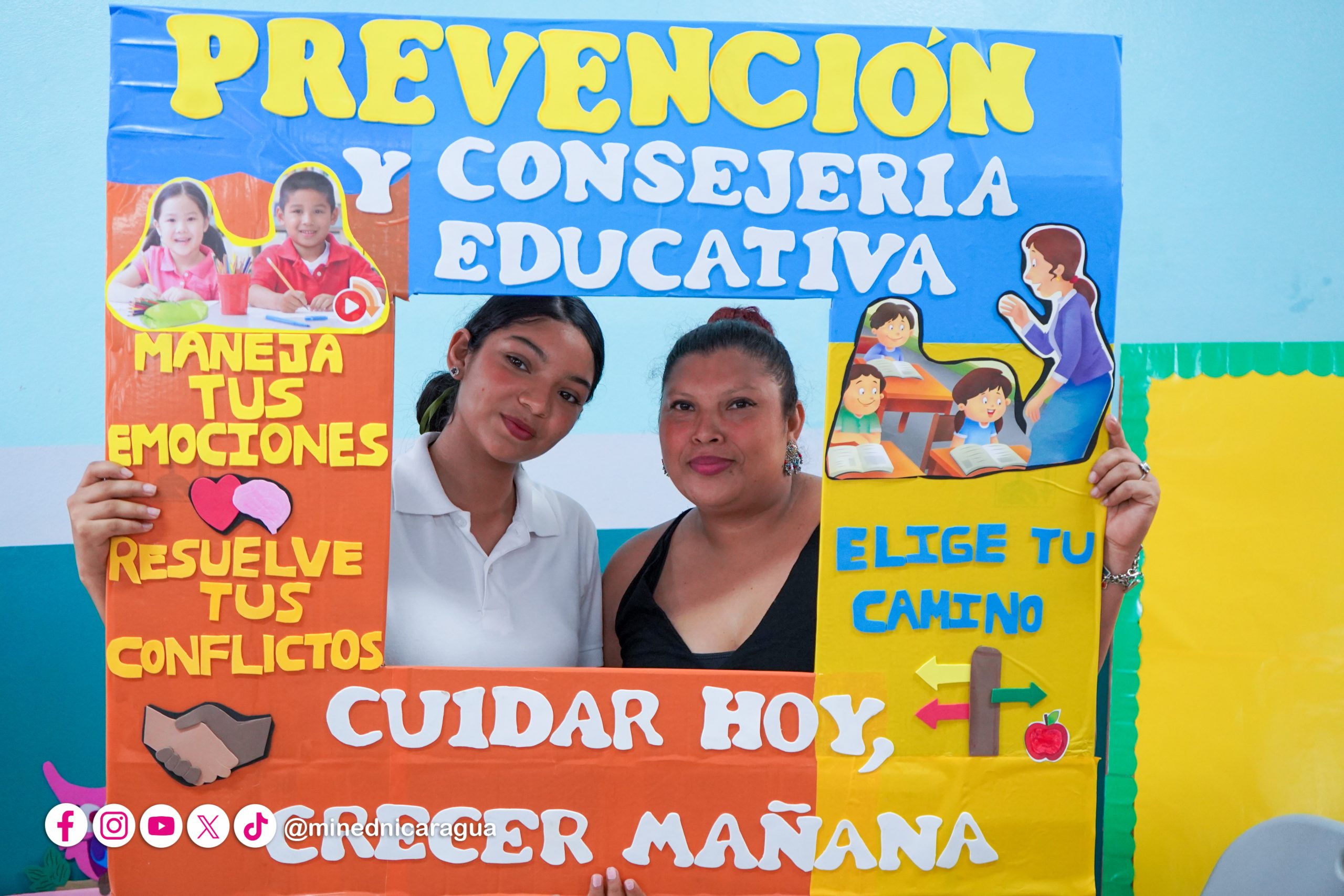 Comunidad Educativa reflexiona y consolida sobre la práctica de valores ...