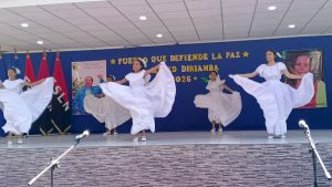 Comunidad Educativa de Diriamba se desborda en amor y alegría con el Carnaval “Pueblo que Defiende la Paz”