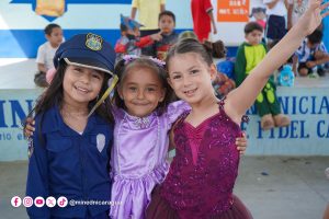 Comunidad Educativa del Colegio Fidel Castro Ruz celebra Día del Niño y la Niña con actividades recreativas