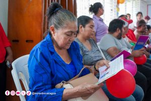 MINED capacita a familias en talleres nacionales para fortalecer la crianza con ternura