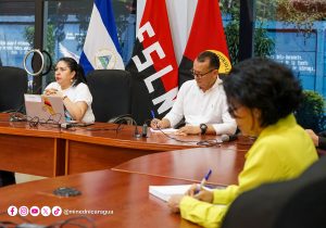 Avanza preparación de equipo de facilitadores que desarrollará la jornada nacional de capacitación al magisterio