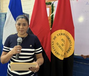 Televisión convierte hogares en aulas de clases
